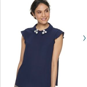 NWT 🔥 Elle collard shell sleeveless top